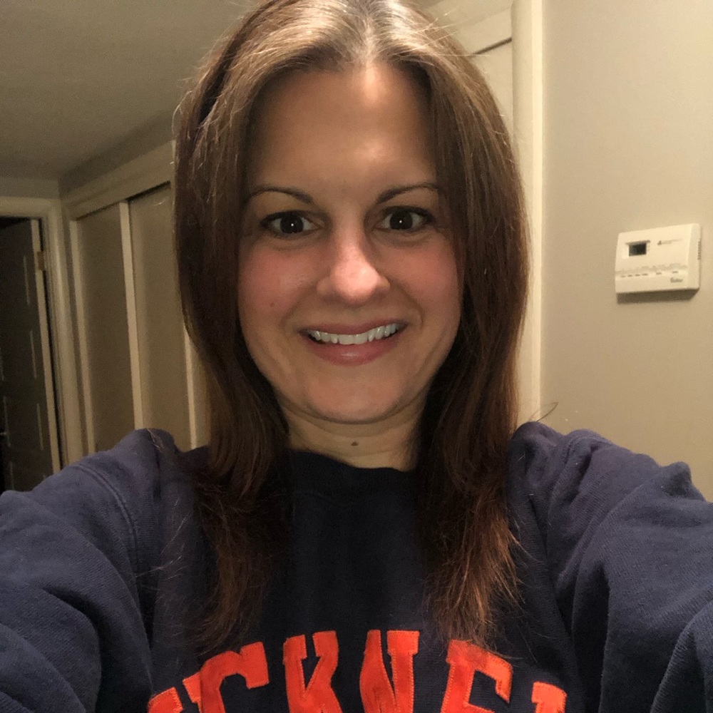 Meet your Posher, Lisa